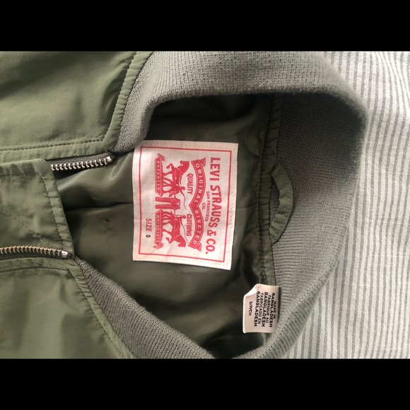 Levi’s Green Bomber Jacket - Picture 3 of 6